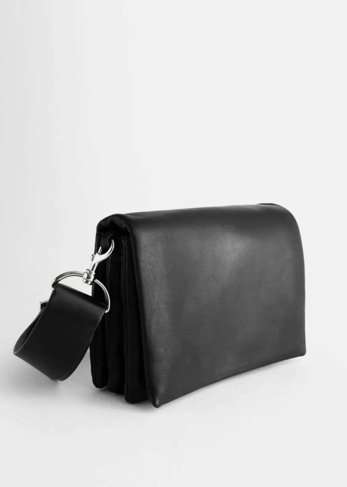 & Other Stories Shoulder Bags | Chrome Free Leather Crossbody Bag Black