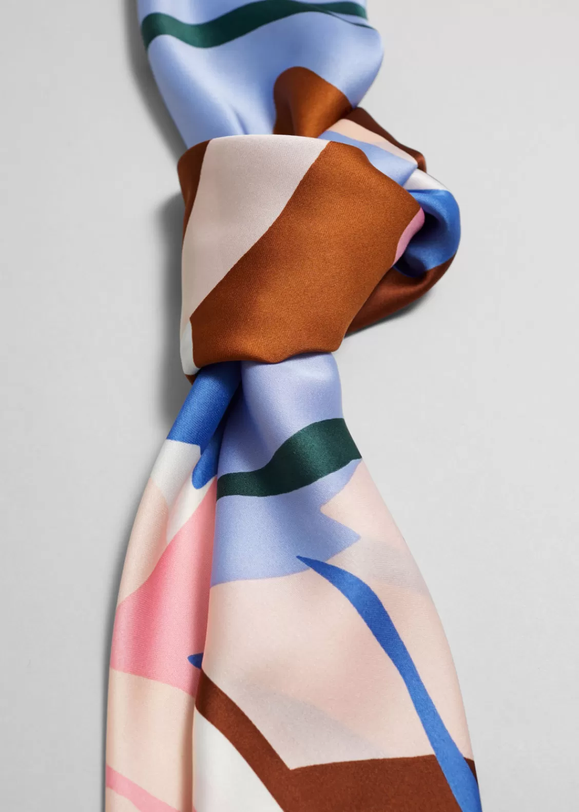 & Other Stories Scarves | Leaf-Print Scarf Pink